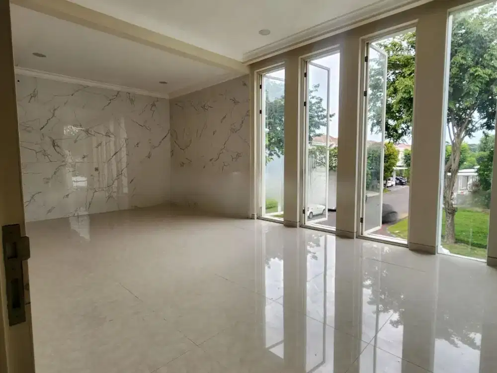 Rumah Long Beach Pakuwon City Surabaya