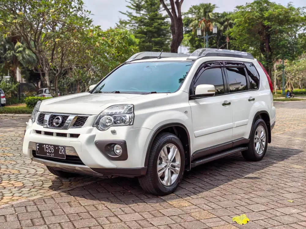 (Pajak Panjang) Nissan Xtrail 2.5 XT AT 2014
