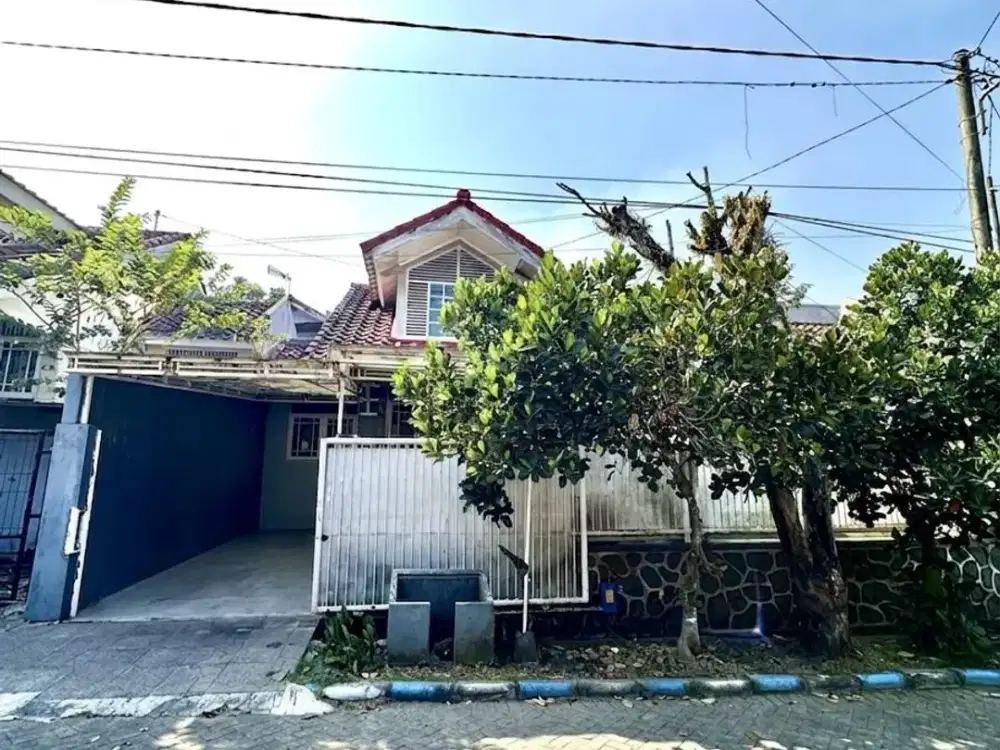 Dijual Rumah Terawat Siap Huni di Puncak Buring Indah Malang