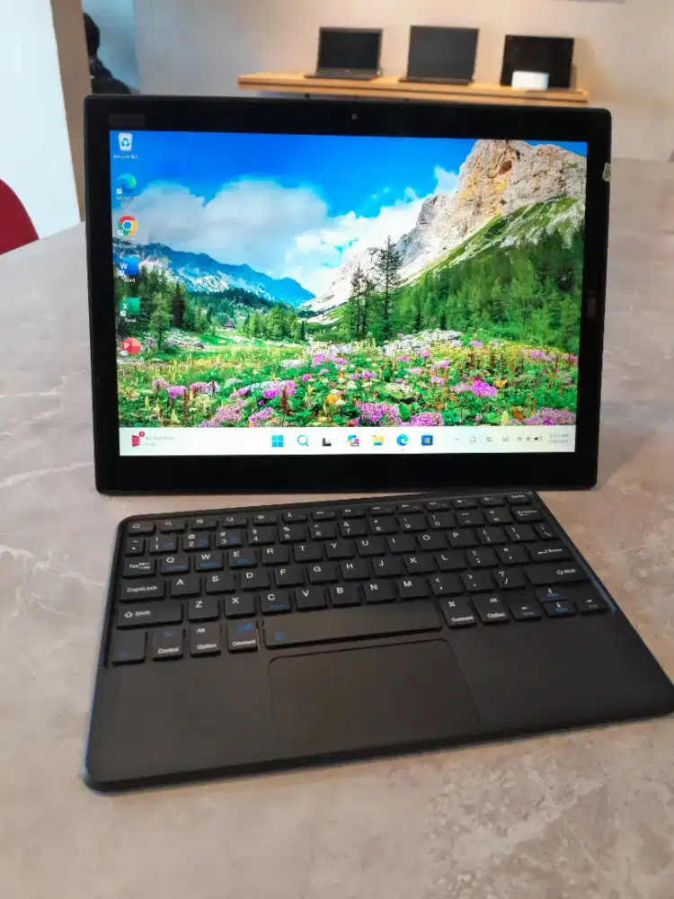 Laptop Lenovo X1 Tablet Touch 2 in 1 | Body slim, Mudah di bawa