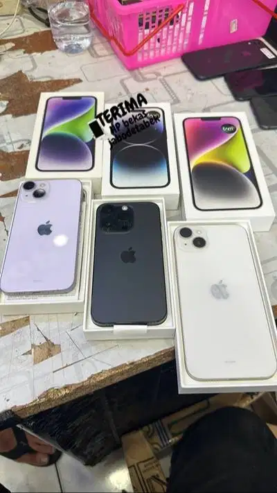 iphone 14 128gb ibox lengkap mulus ori