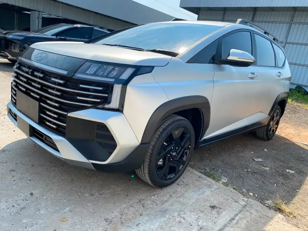 Hyundai Stargazer Cartenz X Prime.