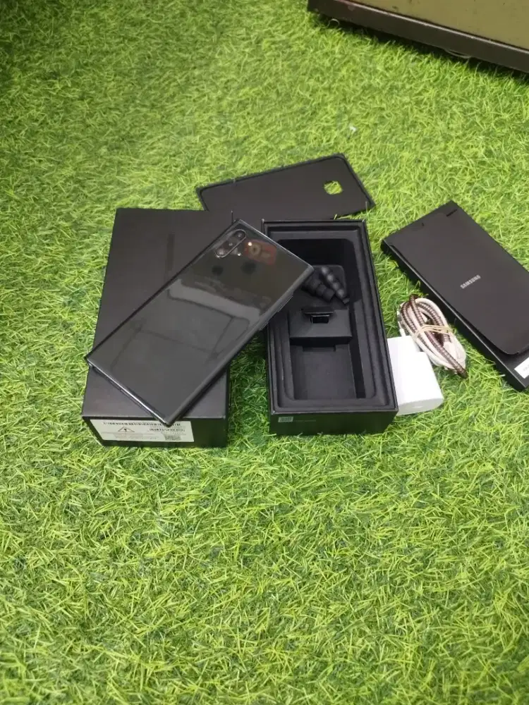 Samsung note 10+ 12/512gb