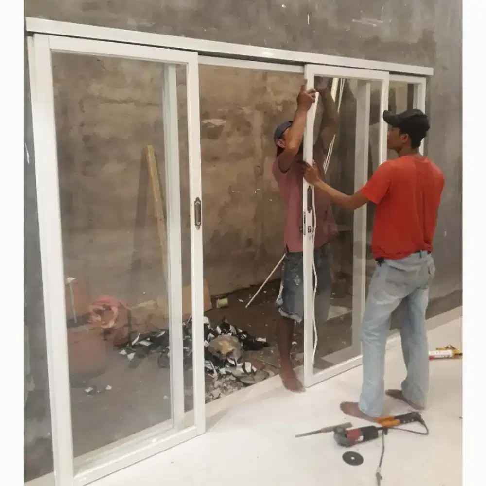 Almunium pintu dan jendela