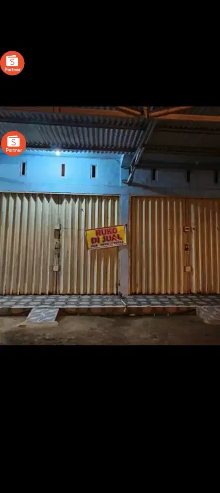 Jual ruko tiga pintu