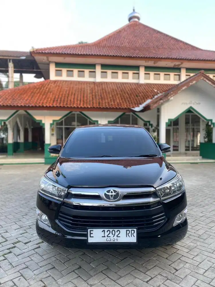 Toyota kijang innova G reborn 2.4 Manual