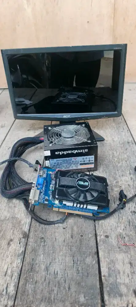 Monitor + Psu+ Vga  Cibitung