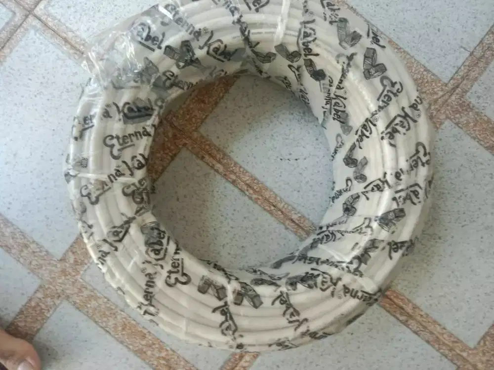 Kabel listrik roll