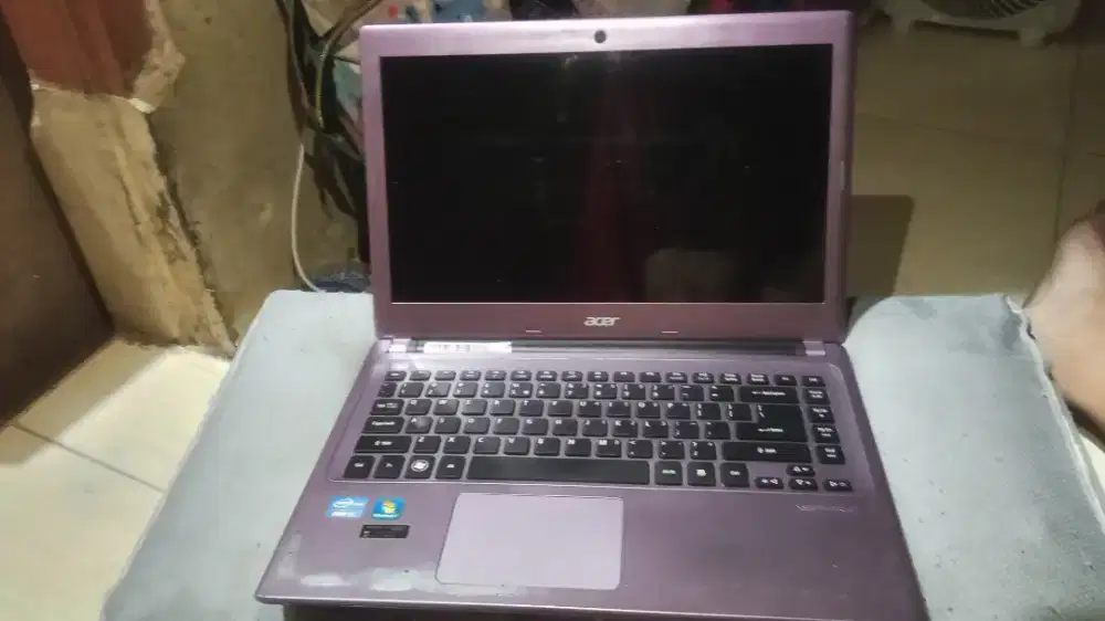 laptop bekas acer v5 471g gen2 ram8gb ssd128gb gt620m1gb siap TT hp