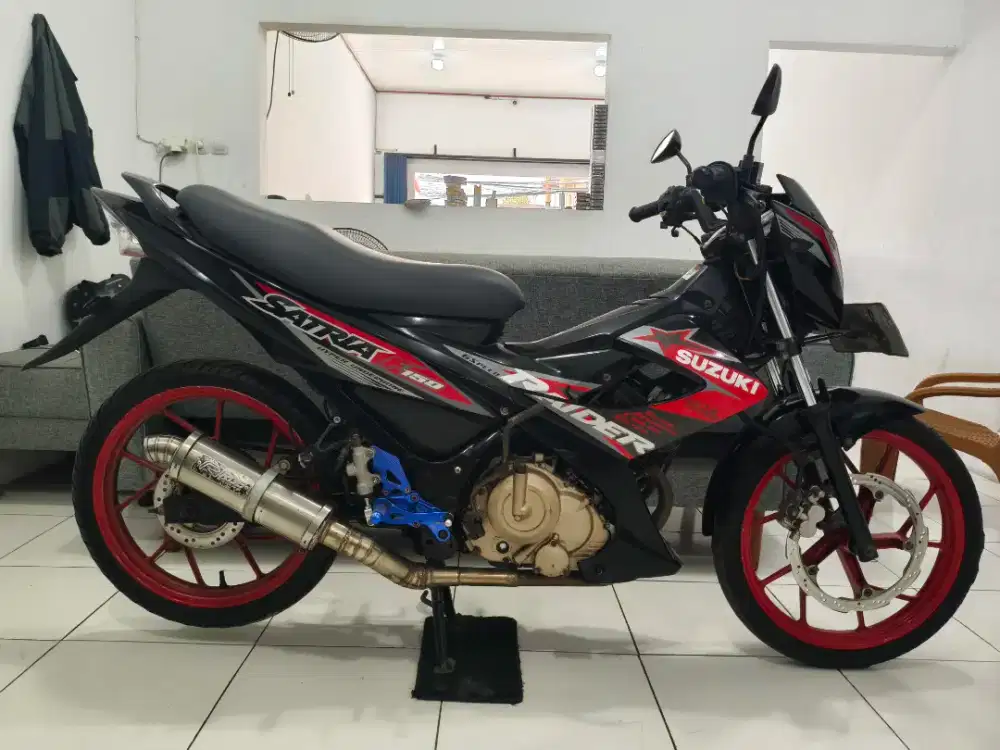 Suzuki satria Fu 150 thn 2015 Lengkap