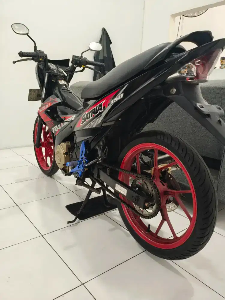 Suzuki satria Fu 150 thn 2015 Lengkap