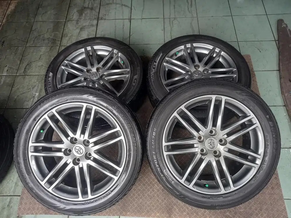 Velg Scion ring 18 pcd 5x114 + Ban 235/50r18