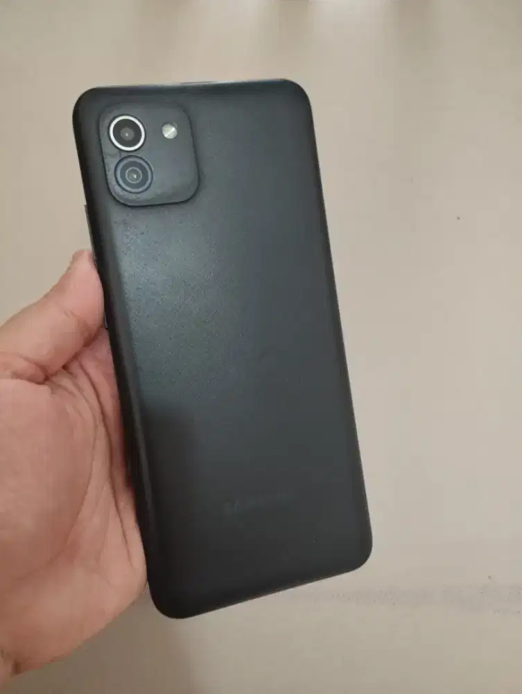 Samsung A03-4G.Ori.Ram 4/64GB.GOLDEN PONSEL