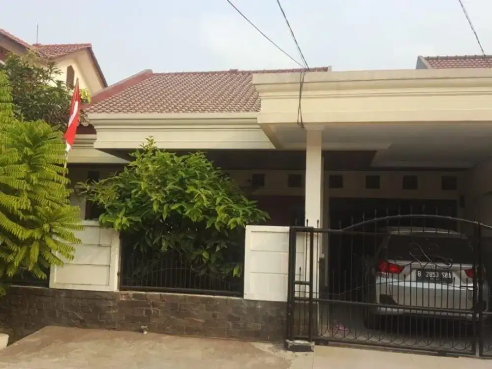 Jual Rumah  Murah, Renovasi,bagus,1 Lantai Grand Galaxy City, Nyaman Dgn Lokasi Strategis  .shm. Lt 280. 4kt. Row Jalan 3 Mobil.