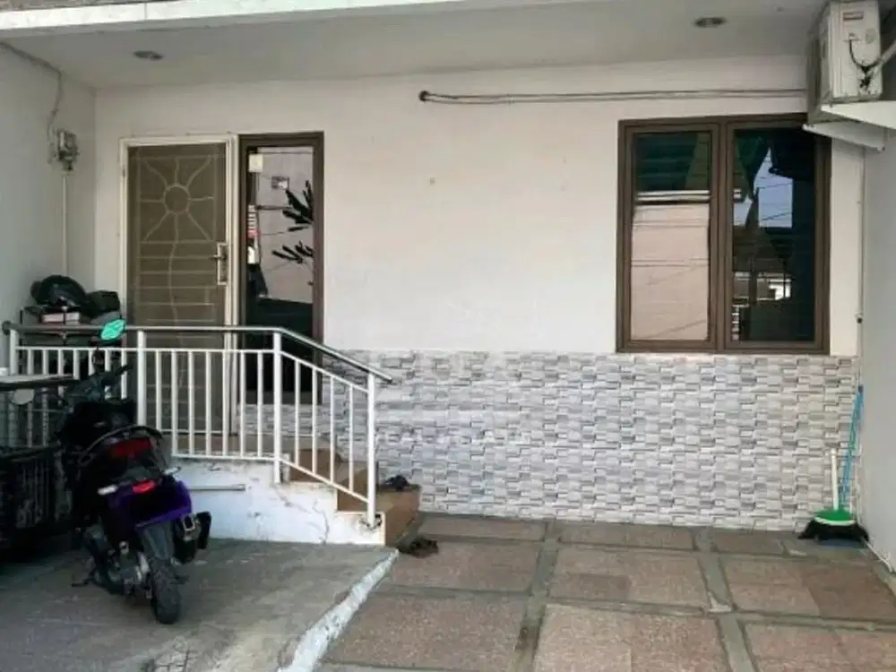 Jual Rumah di Gading Griya Lestari, Kelapa Gading. Luas 110. SHM.