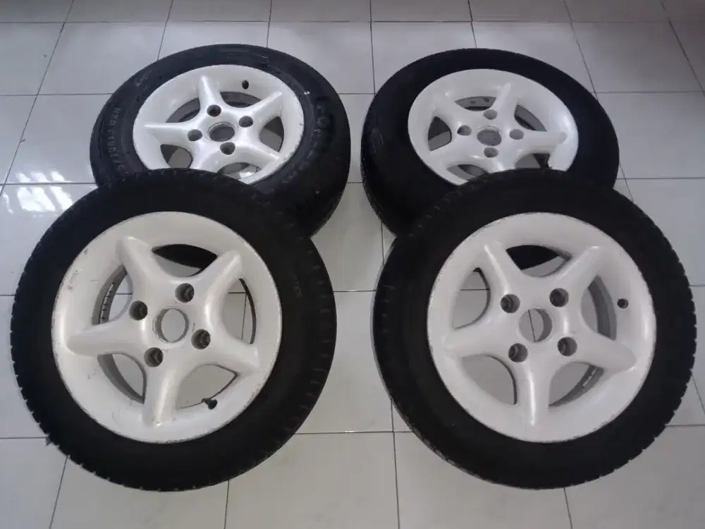 Velg Racing R13 Pcd 114 set ban