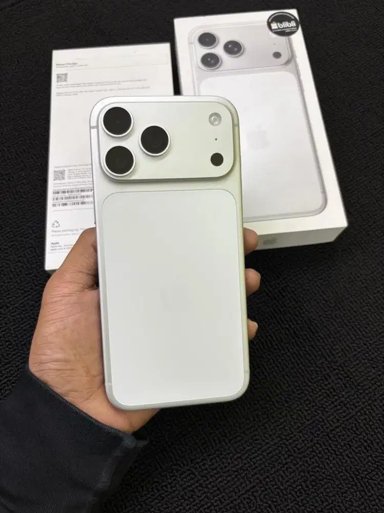 iPhone 17 Pro Max 256GB ibox warna silver