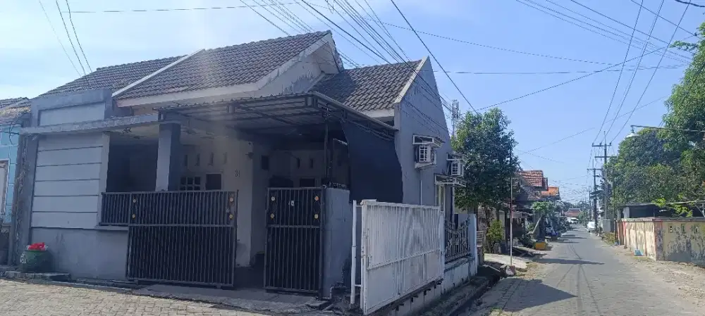 Rumah dijual daerah Gedangan Sda
