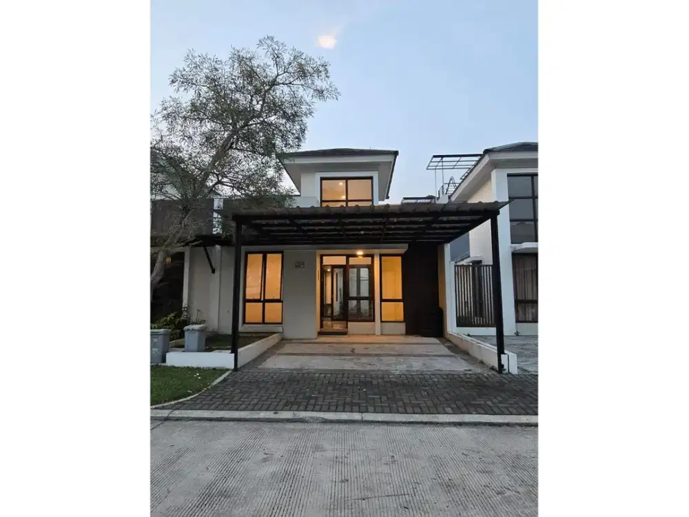 Disewakan Rumah Sentul 3 Kamar Tidur Carport 2 Mobil Siap Huni