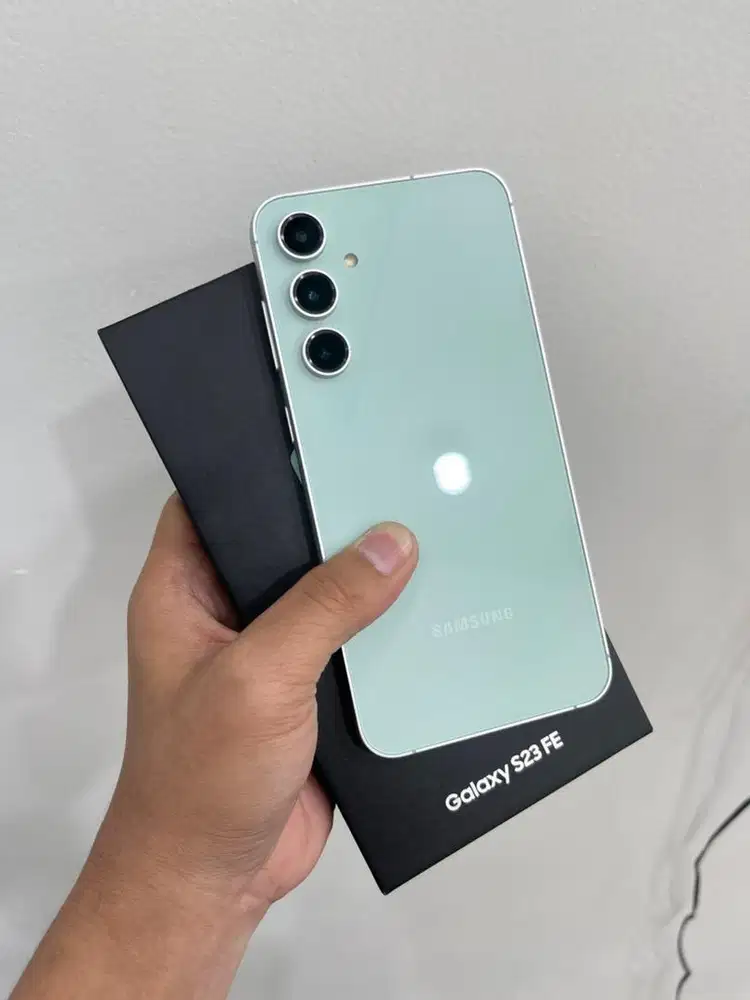 Samsung S23 Fe 8/256gb resmi mint