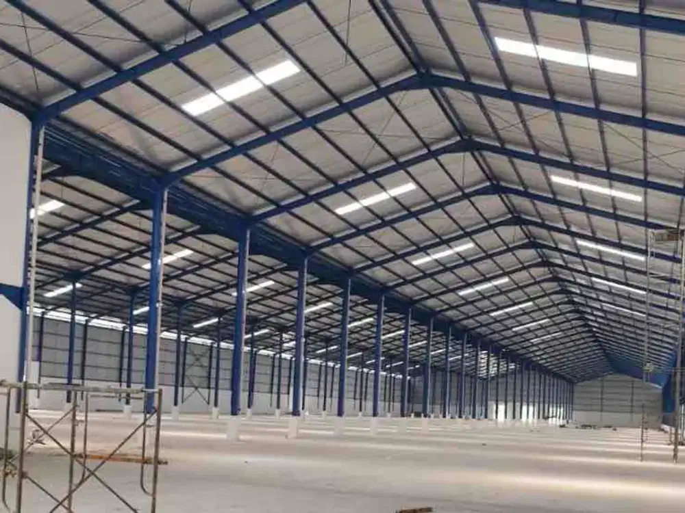 Di Sewa pabrik / gudang baru ready Oktober luas 1 hektar bangunan 10.000 m2 dalam kawasan industri delta silicon cikarang