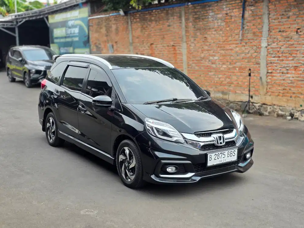 Mobilio RS Matic 2016 Dp 5 Juta