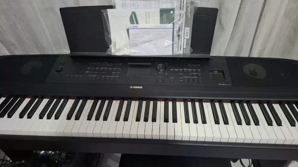 Piano Digital Yamaha (DGX-670) [NEGO!]