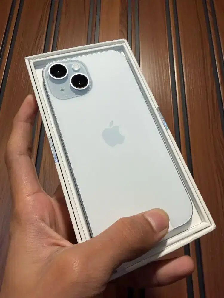 iPhone 15 basic blue 128gb iBox