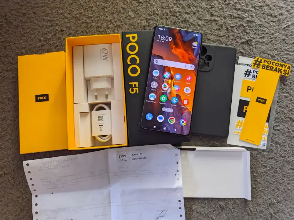 Poco F5 5G 12/256gb