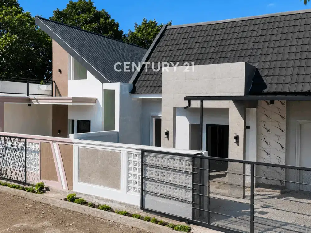 Rumah Jl Daeng Ramang Sudiang Dekat GOR Sudiang Dan Bandara