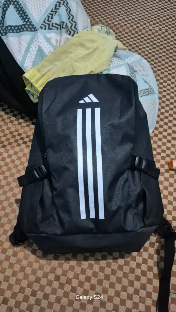 Tas adidas esse 3