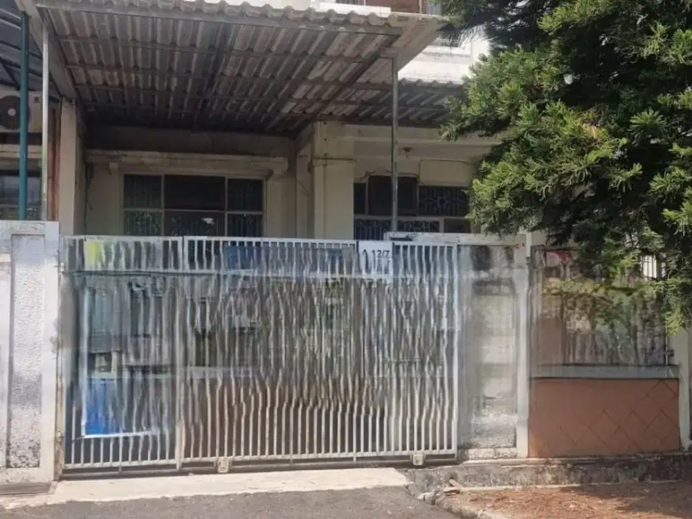 Rumah Gading kirana kelapa gading hadap taman siap pakai