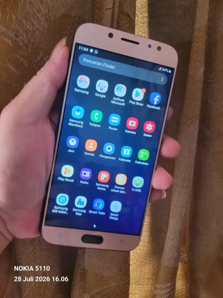 Samsung  j7 pro Ram 3/32
