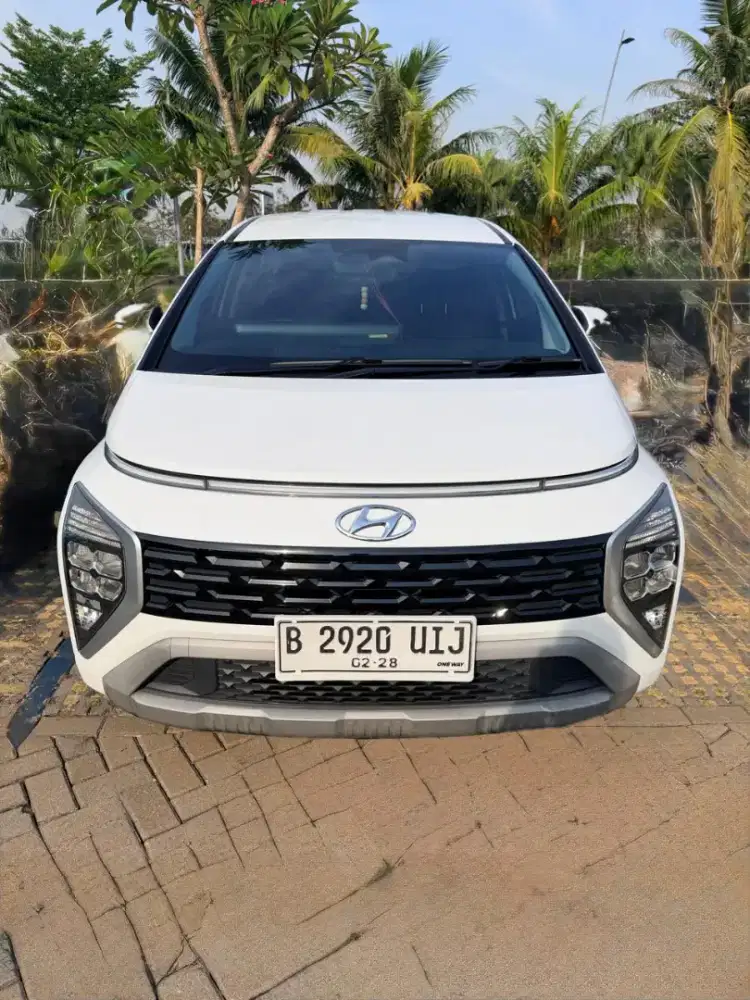 Hyundai stargizer prime , putih