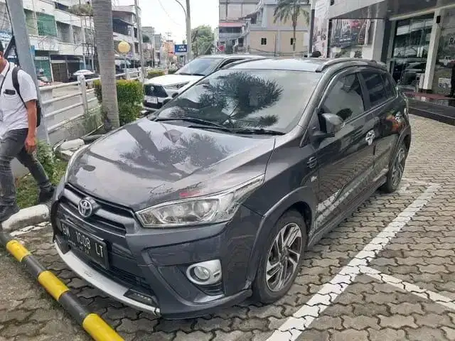 KM Rendah - Toyota Yaris 1.5 TRD Sportivo Heykers - Bensin AT - 2017
