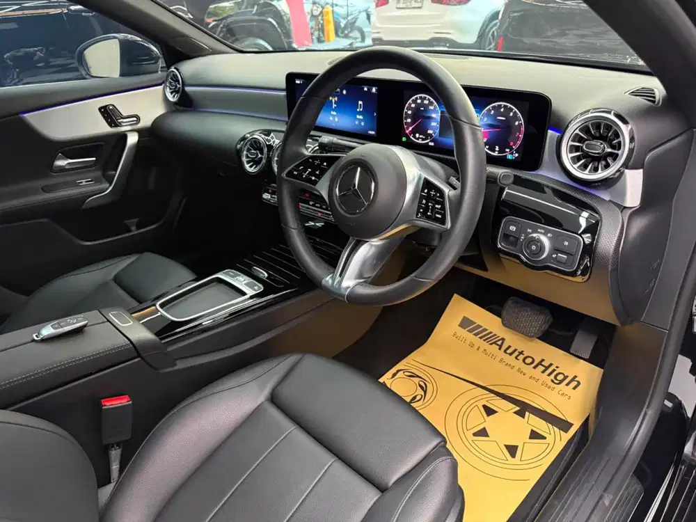 DP10% [Km9.000] A200 Saloon Sunroof 2023 Black Reg 2024 #AUTOHIGH