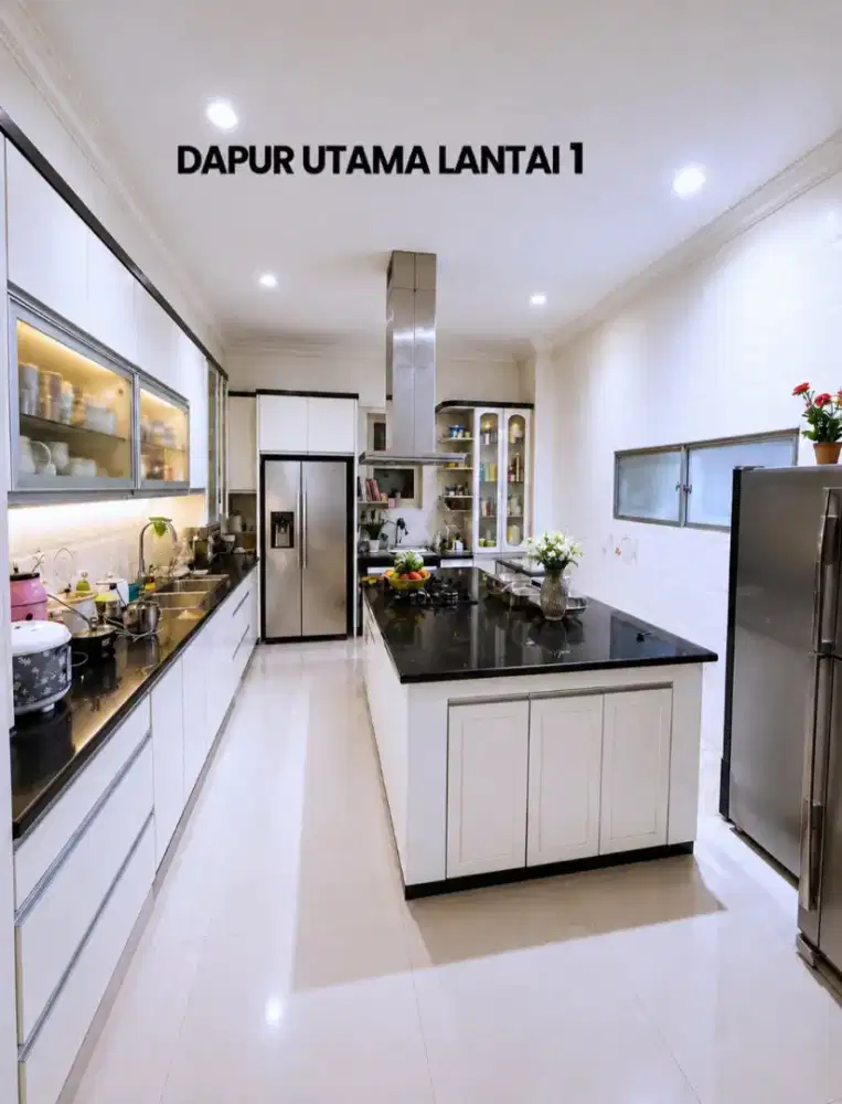 IP3154: Rumah Mewah Hoek Komplek Kavling Polri Jelambar