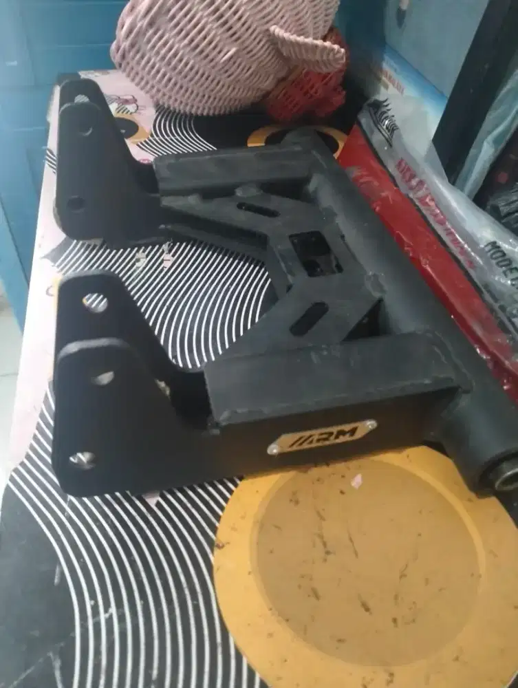 MOUNTING ARM buat nmax aerox