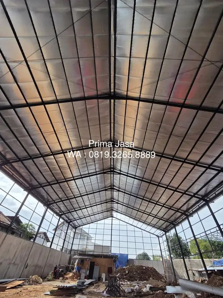 Jasa kontraktor metal, konstruksi besi baja WF pergudangan, lapangan