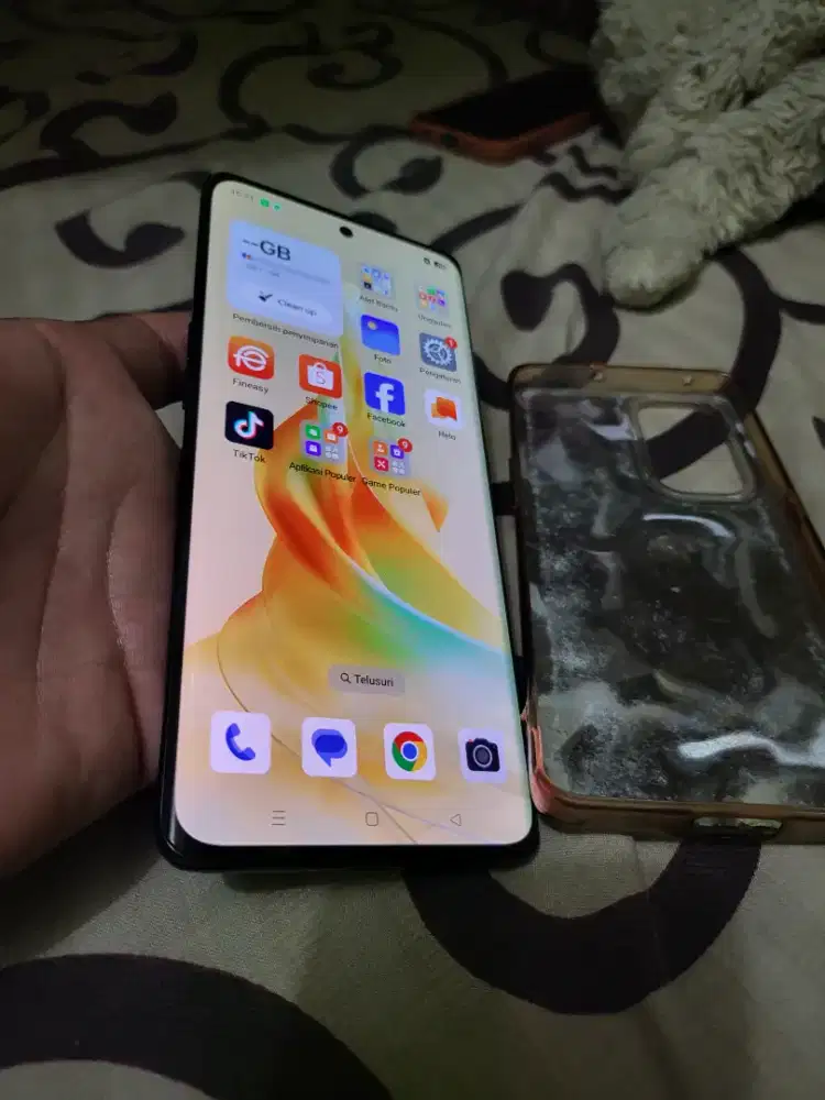 Oppo RENO 8t 5g resmi
