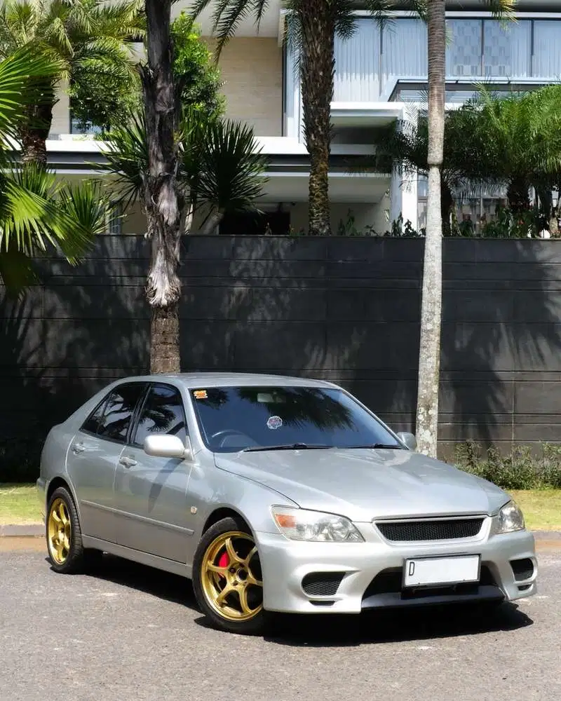 Lexus 120 2001 Bensin