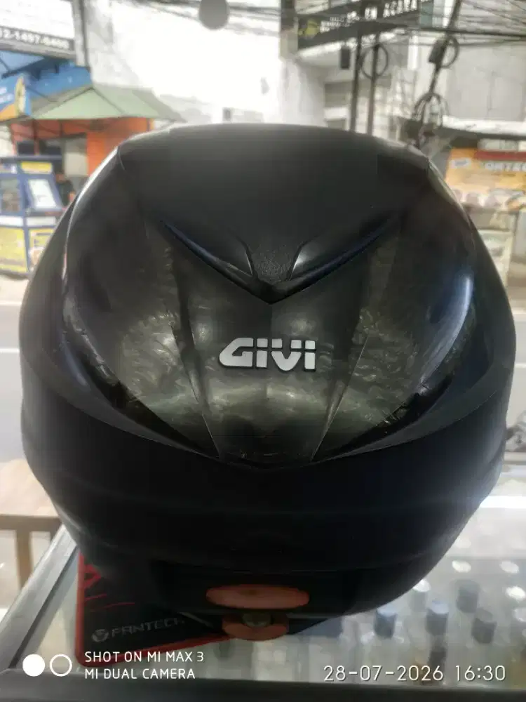 BOX BELAKANG BUAT MOTOR GIVI 26 L