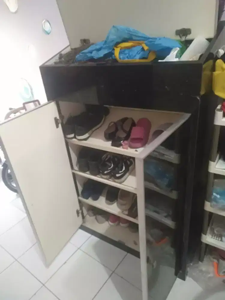 Lemari sepatu minimalis modern acp