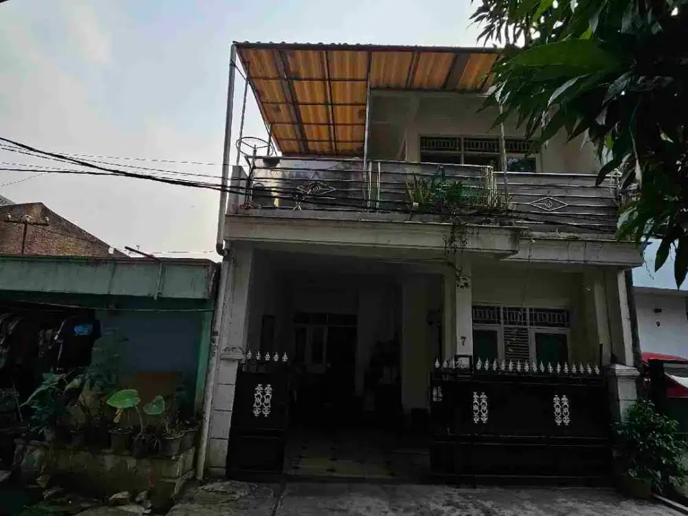 murah! Jual rumah hitung tanah pondok pinang depan taman  keb. lama Jaksel