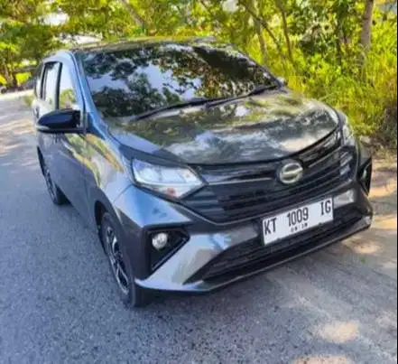 Daihatsu Sigra R 1.2 Manual 2023 Mobil Pribadi