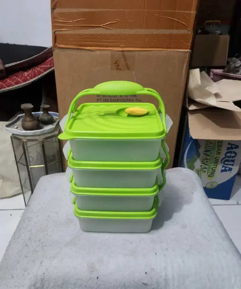 Tupperware Rantang cary all
Kondisi Baru