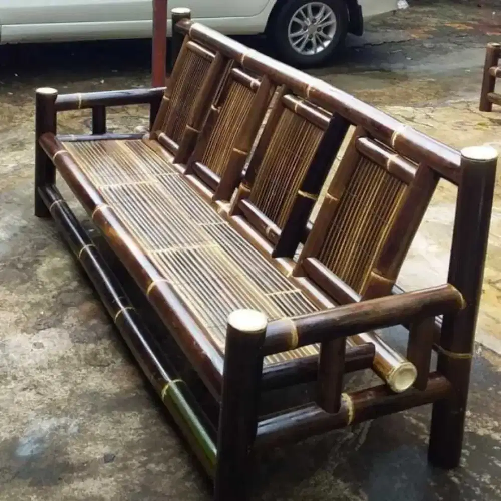 JuaL bangku bambu