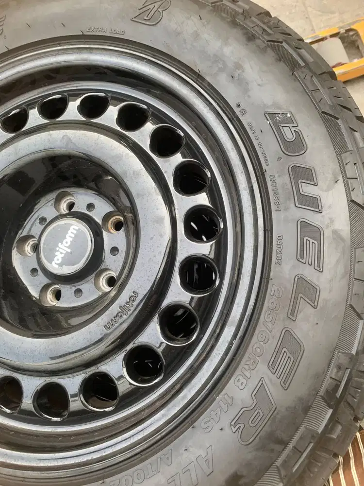 Jual Ban Bridgestone a/t ( R18 ) +Velg Rotiform STL