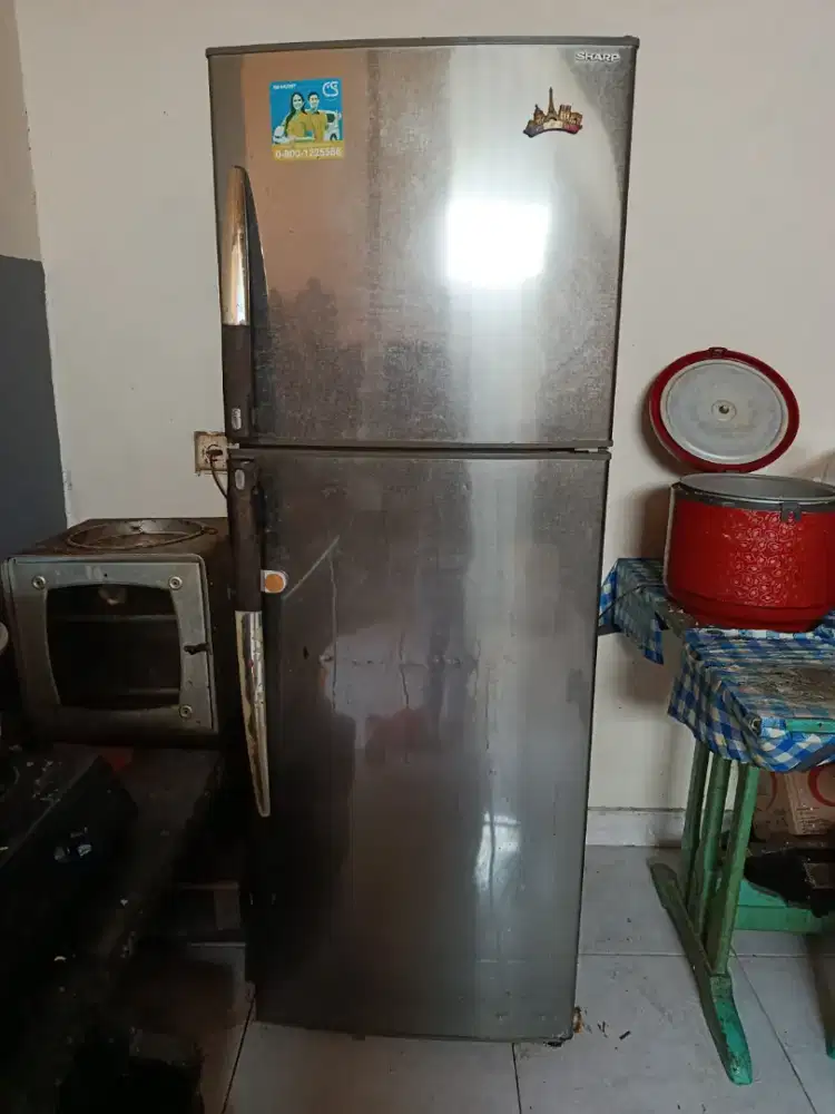 kulkas 2 pintu sharp