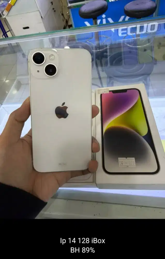 Iphone 14 128gb navy dan 128gb putih